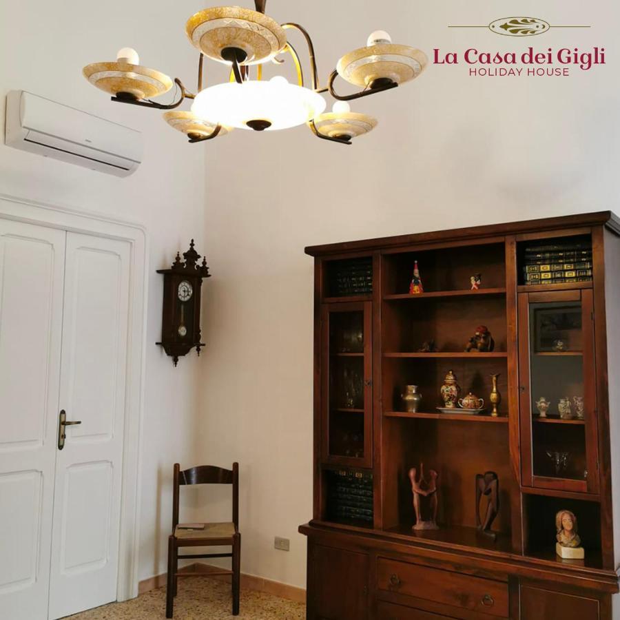 La Casa Dei Gigli Lecce Exterior foto